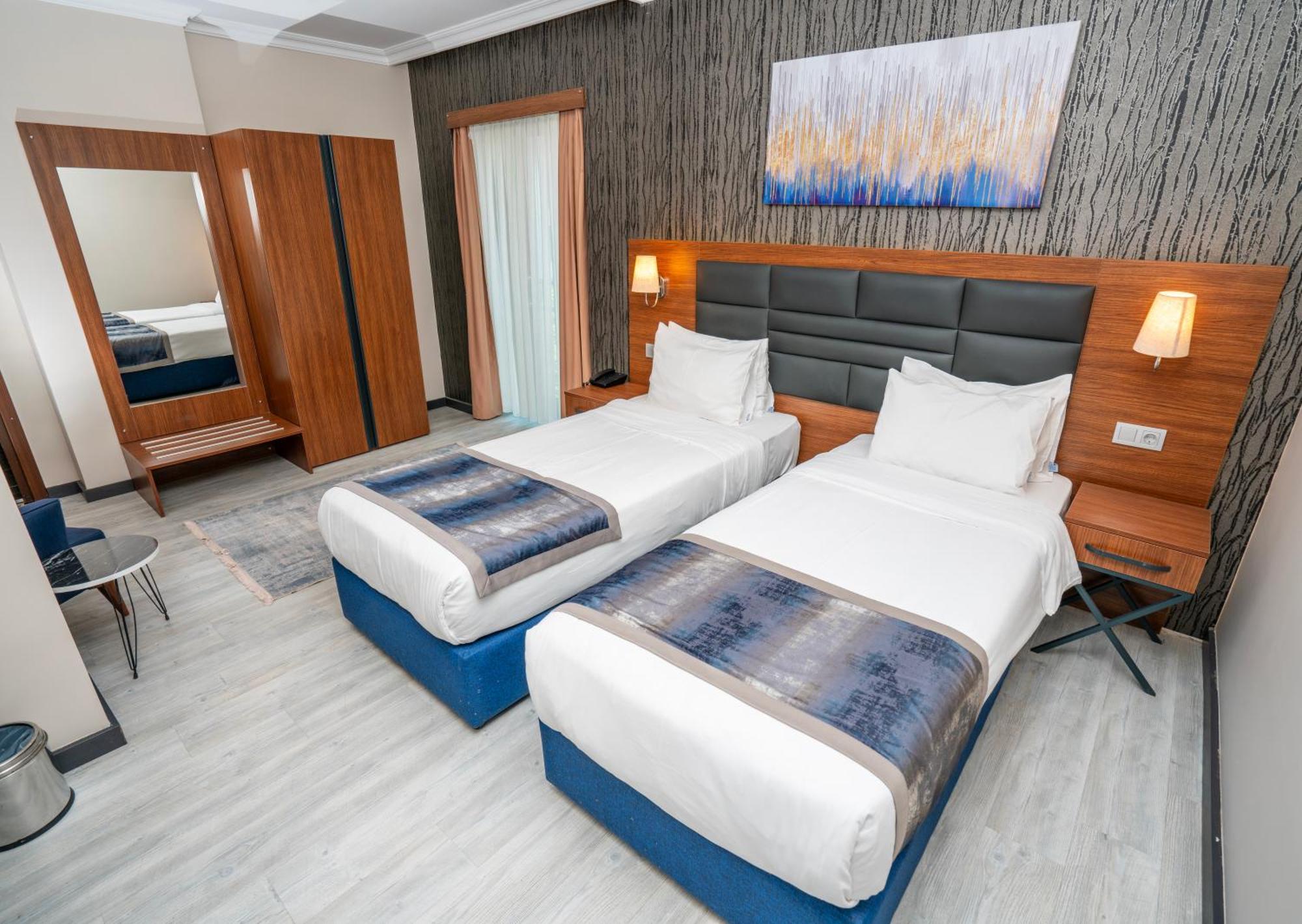The Bostanci Otel Istanbul Exteriör bild